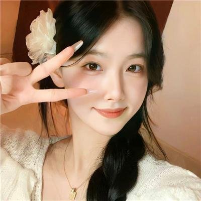 愤怒的黑人女孩与她的怪物